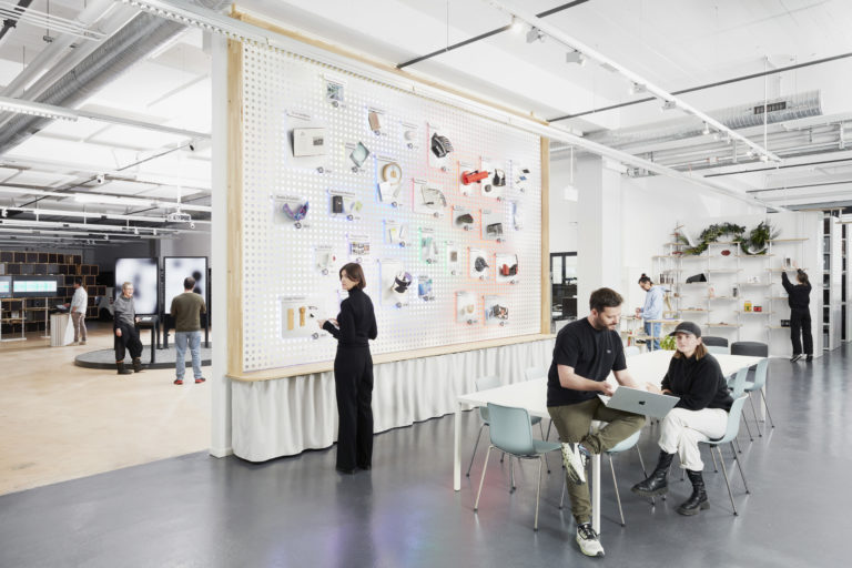 Inside the lab © EPFL+ECAL Lab/Matthieu Croizier